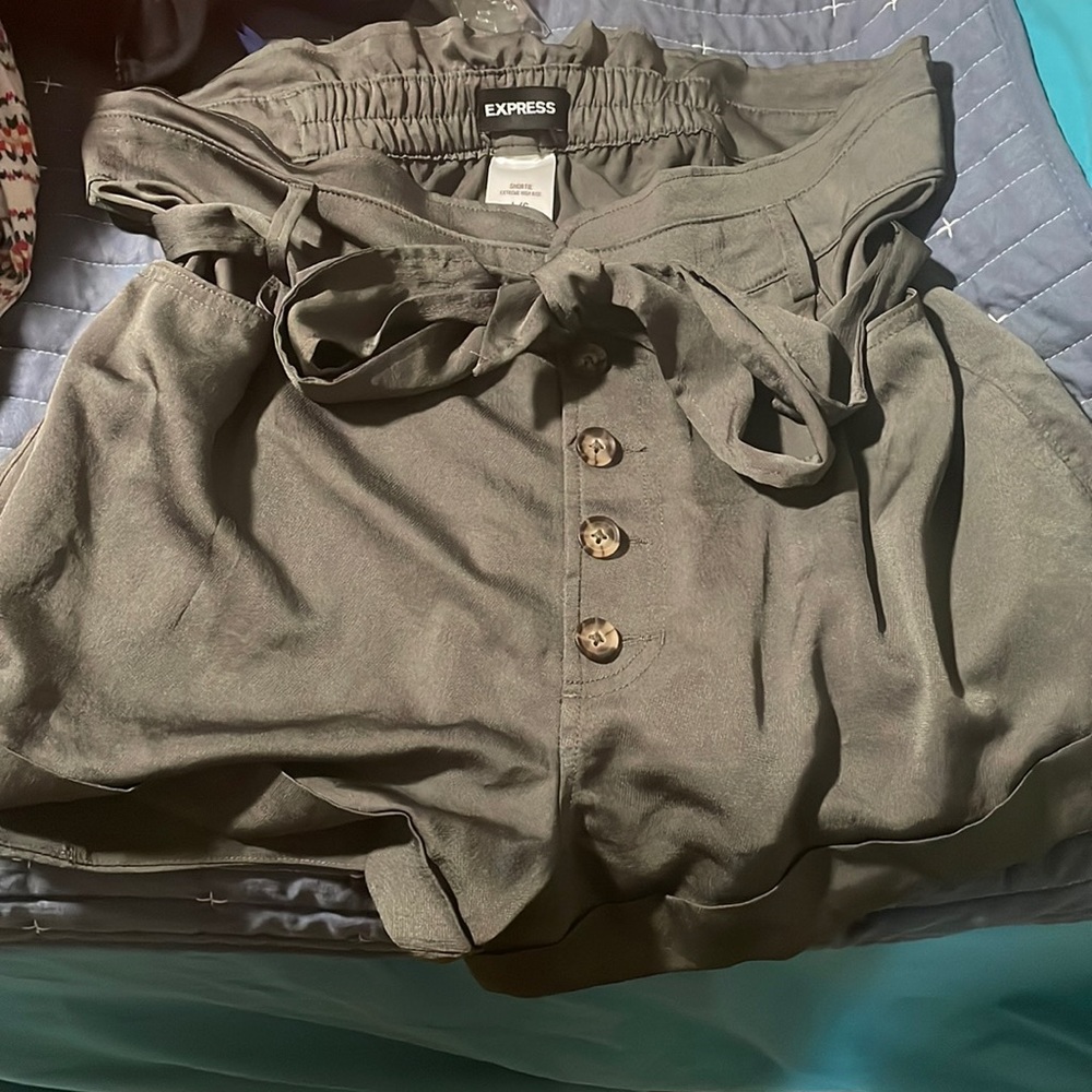 Olive green high rise shorts